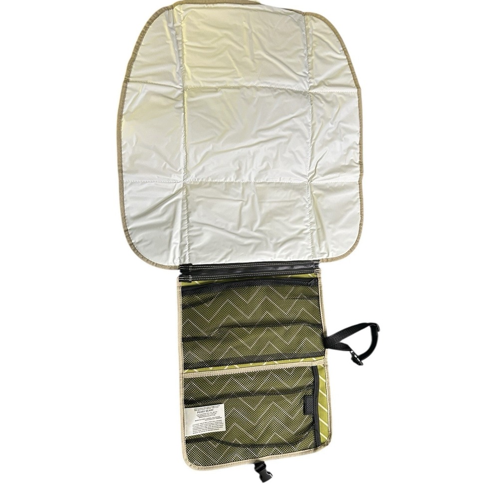 Peary Beary Baby Portable Changing Station Diaper Changing Pad Clutch Green NWT - Picture 4 of 11